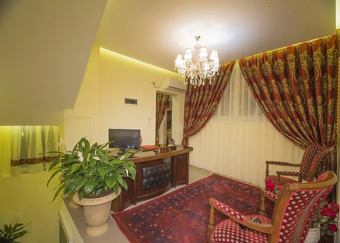 Tako - * Τίρανα