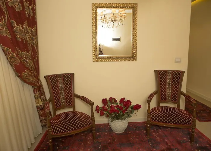 Tako - * Τίρανα